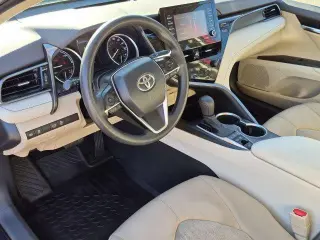 Toyota Camry Híbrido 2022 LE 4dr Sedán