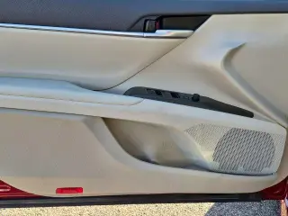 Toyota Camry Híbrido 2022 LE 4dr Sedán