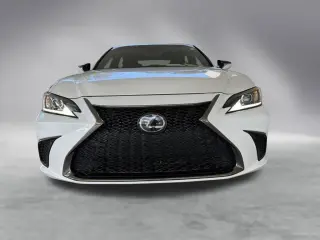Lexus ES 350 2024 F SPORT Handling 4dr Sedán