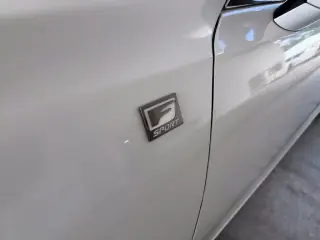 Lexus ES 350 2024 F SPORT Handling 4dr Sedán