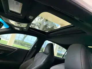 Lexus ES 350 2024 F SPORT Handling 4dr Sedán