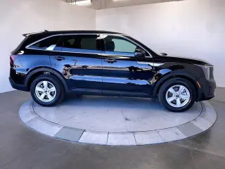 Kia Sorento 2026 LX 4dr SUV