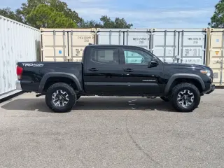 Toyota Tacoma 2017 4x4 TRD Pro 4p Puerta Doble Cabina Doble 5.0 ft CB 6A