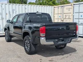 Toyota Tacoma 2017 4x4 TRD Pro 4p Puerta Doble Cabina Doble 5.0 ft CB 6A