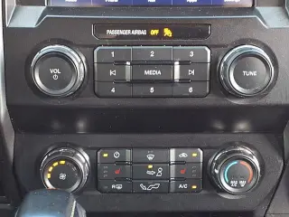 Ford F-150 2019 4x4 XLT 4dr SuperCrew 5.5 ft. SB