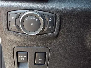 Ford F-150 2019 4x4 XLT 4dr SuperCrew 5.5 ft. SB