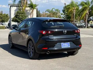 Mazda Mazda3 Hatchback 2023 2.5 S Select 4dr Hatchback