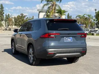 Toyota Grand Highlander 2024 AWD Limited 4dr SUV