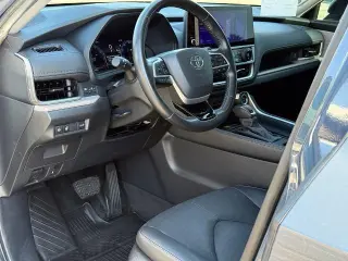 Toyota Grand Highlander 2024 AWD Limited 4dr SUV