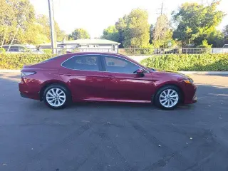 Toyota Camry 2022 LE 4dr Sedán