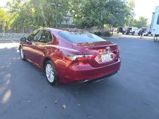 Toyota Camry 2022 LE 4dr Sedán