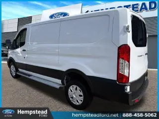 Ford Transit 2025 250 3dr SWB Techo Bajo Furgón de Carga