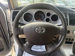 Toyota Tundra SR5 CrewMax 5.7L 4WD 2008