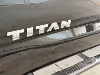 Nissan Titan 2021 4x2 SV 4dr Crew Cab 5.6 ft. SB