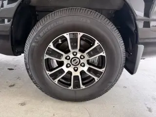 Nissan Titan 2021 4x2 SV 4dr Crew Cab 5.6 ft. SB