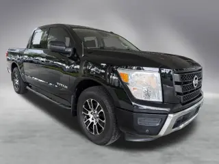 Nissan Titan 2021 4x2 SV 4dr Crew Cab 5.6 ft. SB