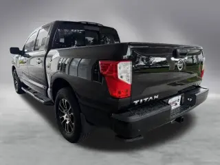 Nissan Titan 2021 4x2 SV 4dr Crew Cab 5.6 ft. SB