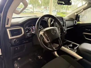Nissan Titan 2021 4x2 SV 4dr Crew Cab 5.6 ft. SB