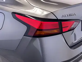Nissan Altima 2023 2.5 SR 4dr Sedan