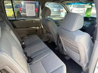 Honda Pilot LX 2010