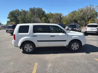 Honda Pilot LX 2010