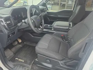 Ford F-150 STX 2025