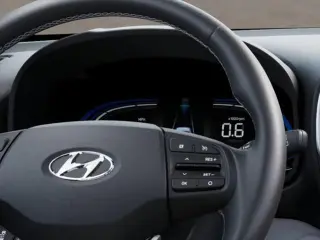 Hyundai VENUE 2026 SEL 4dr Crossover con Techo de Dos Tonos