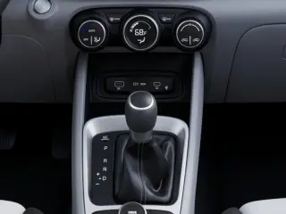 Hyundai VENUE 2026 SEL 4dr Crossover con Techo de Dos Tonos