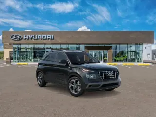 Hyundai VENUE 2026 SEL 4dr Crossover con Techo de Dos Tonos