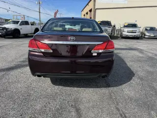 2011 Toyota Avalon 4dr Sdn (Natl)
