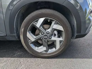 Hyundai VENUE 2024 Limited 4dr Crossover