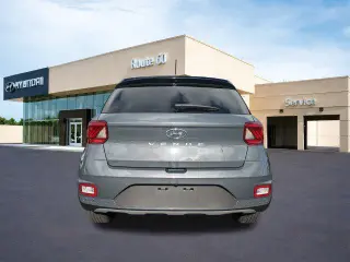 Hyundai VENUE 2024 Limited 4dr Crossover