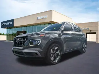 Hyundai VENUE 2024 Limited 4dr Crossover