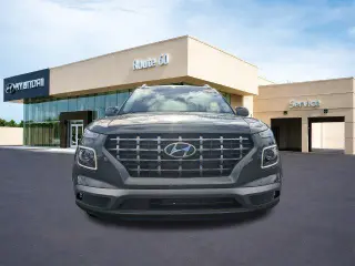 Hyundai VENUE 2024 Limited 4dr Crossover