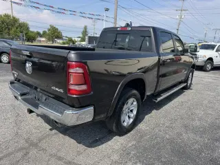 2019 RAM 1500 Laramie 4x4 Crew Cab 6'4" Box