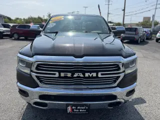 2019 RAM 1500 Laramie 4x4 Crew Cab 6'4" Box