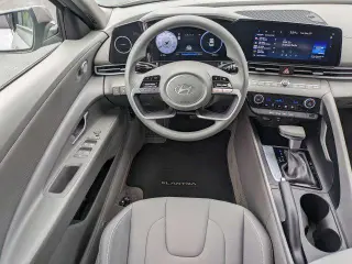 Hyundai ELANTRA 2024 SEL 4dr Sedán