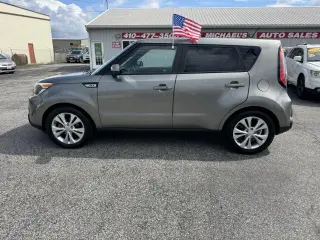 2015 Kia Soul 5dr Wgn Auto +