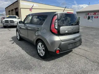 2015 Kia Soul 5dr Wgn Auto +
