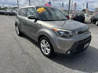 2015 Kia Soul 5dr Wgn Auto +