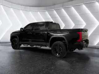 Toyota Tundra 2024 4x4 SR5 4dr CrewMax Cab Pickup SB