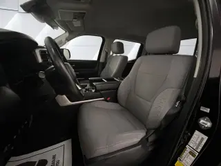 Toyota Tundra 2024 4x4 SR5 4dr CrewMax Cab Pickup SB