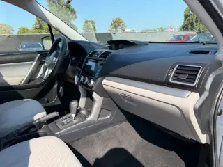 Subaru Forester 2018 AWD 2.5i Premium 4dr Wagon CVT