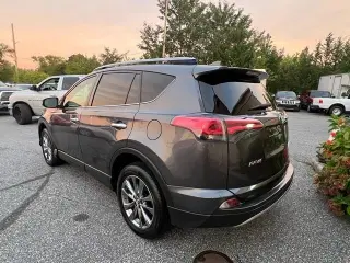 2018 Toyota RAV4 Limited AWD (Natl)