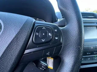 2017 Toyota Camry XLE Auto (Natl)