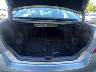 2017 Toyota Camry XLE Auto (Natl)