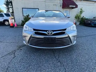 2017 Toyota Camry XLE Auto (Natl)