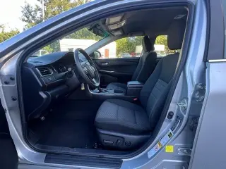 2017 Toyota Camry XLE Auto (Natl)