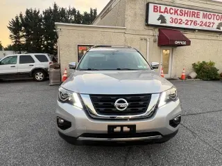2017 Nissan Pathfinder 4x4 SL