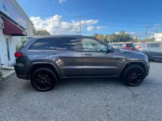 2020 Jeep Grand Cherokee Altitude 4x4
